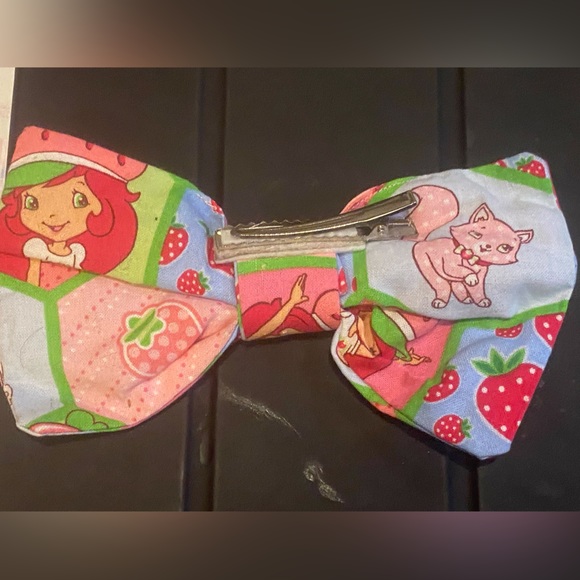Hand Crafted Accessories - Strawberry shortcake handmade hair bow 1 only made cosplay sweet dolls kill NEW